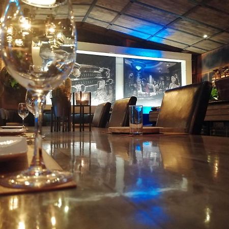 Hotel Restaurant Beverwijk Eksteriør bilde